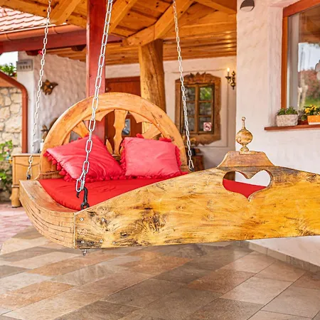 Secret Wellness Pool Sauna And Whirlpool - Happy * Bodonci